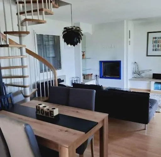 Appartement Au Coeur Du Village De Callian